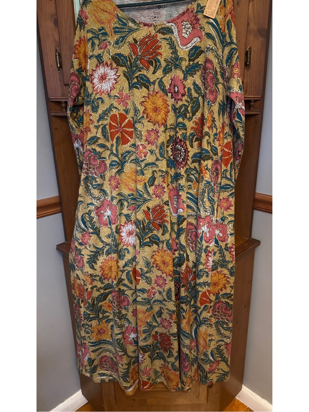 Natural Life Lottie colorful, floral print Sweater Knit Maxi Dress. XL
